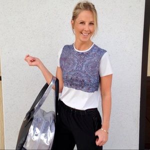 Lululemon snapshot tee